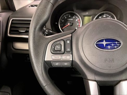 Used 2018 Subaru Forester 2.5i Premium AWD/4WD image 18