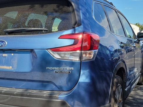 Used 2019 Subaru Forester Touring w/ Popular Package #3 image 9