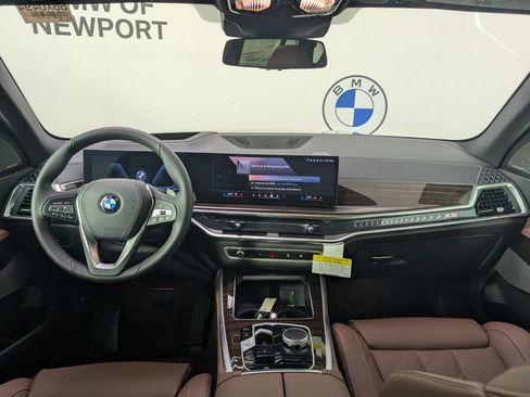 New 2026 BMW X5 xDrive40i w/ Premium Package AWD/4WD image 18