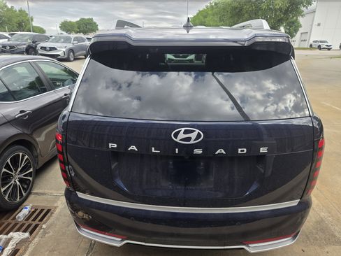 Used 2026 Hyundai Palisade Calligraphy FWD image 6