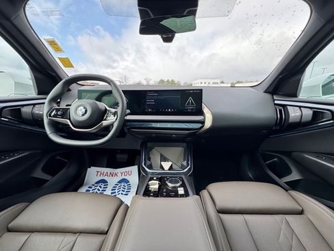 Used 2025 BMW X3 xDrive30i image 22