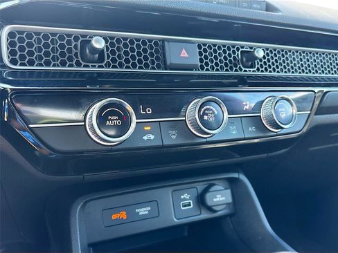 Certified 2022 Honda Civic Sport image 17