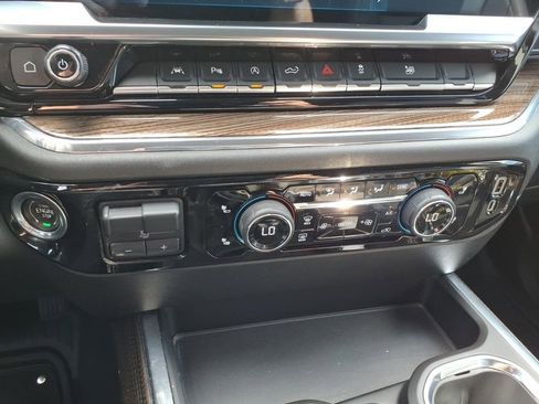 Used 2023 Chevrolet Silverado 1500 RST w/ Rally Edition image 25