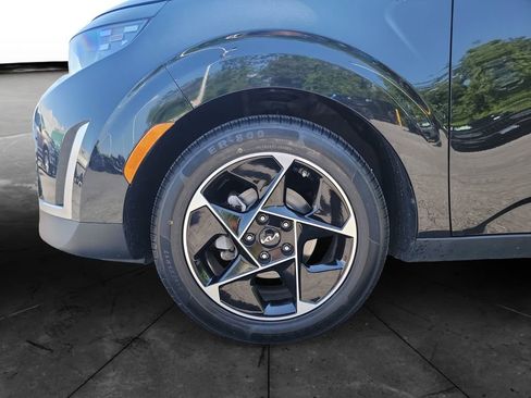 Used 2023 Kia Soul EX FWD image 14