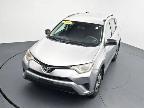 Used 2016 Toyota RAV4 LE AWD/4WD image 26