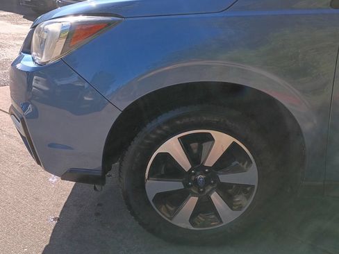 Used 2017 Subaru Forester 2.5i Premium AWD/4WD image 8