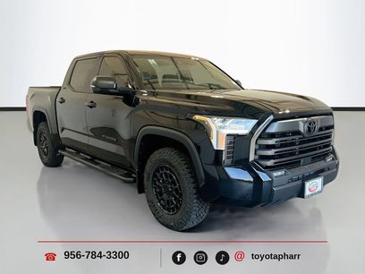 New 2026 Toyota Tundra SR5 w/ SR5 Premium Package