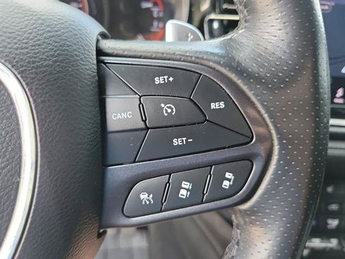 Used 2022 Dodge Durango GT RWD image 18