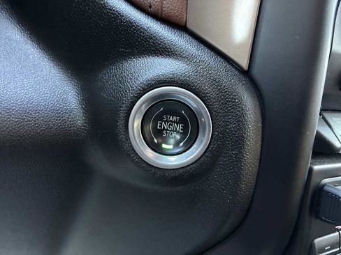 Used 2022 Chevrolet Silverado 2500 High Country image 16