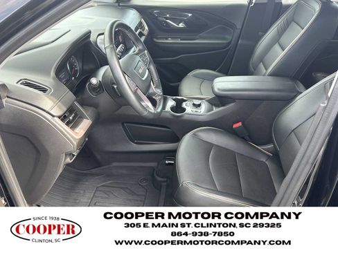 Used 2024 GMC Terrain AT4 w/ Tech Package AWD/4WD image 10