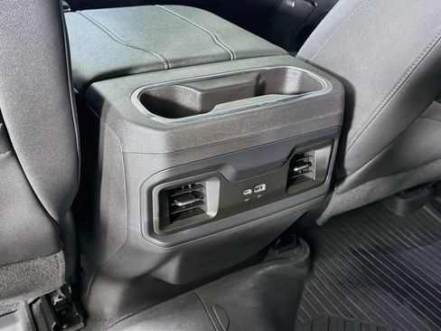 Used 2024 Chevrolet Silverado 1500 LT Trail Boss w/ LT Trail Boss Premium Package AWD/4WD image 31
