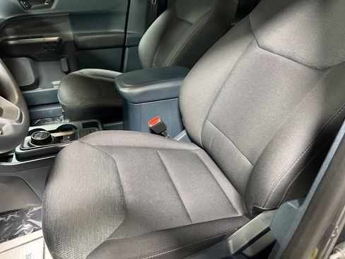 Used 2025 Ford Maverick XL image 18