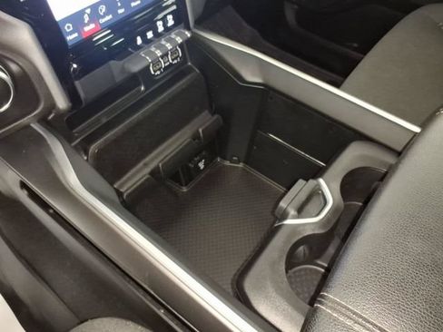 Used 2023 RAM 1500 Big Horn AWD/4WD image 25