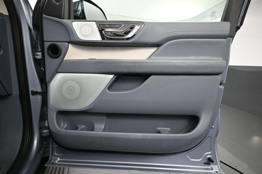 Used 2019 Lincoln Navigator Black Label AWD/4WD image 44