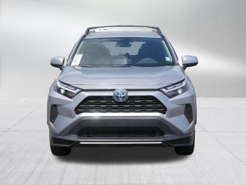 Used 2024 Toyota RAV4 LE AWD/4WD image 2