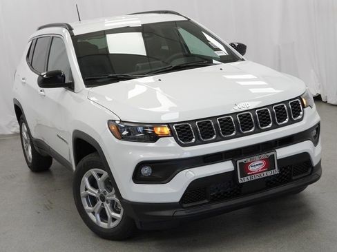 New 2026 Jeep Compass Latitude image 8