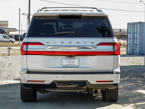 Used 2019 Lincoln Navigator Black Label w/ Cargo Package image 9