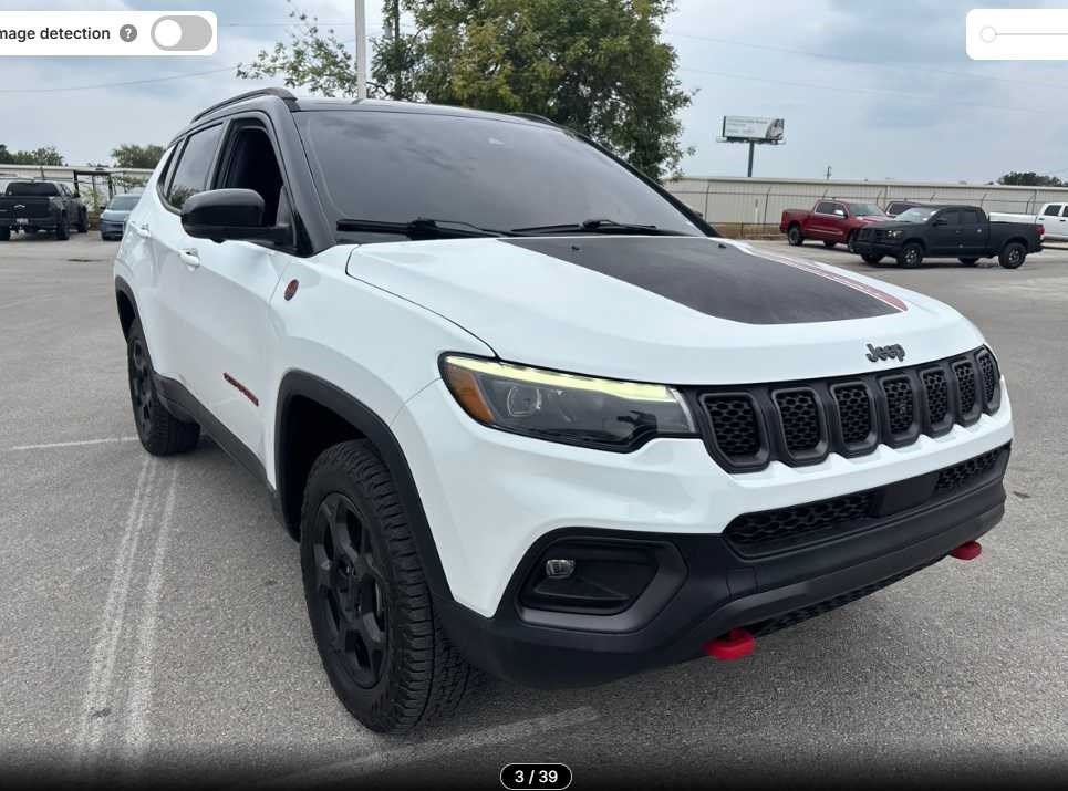 Used 2023 Jeep Compass Trailhawk w/ Trailhawk Elite Group AWD/4WD image 2