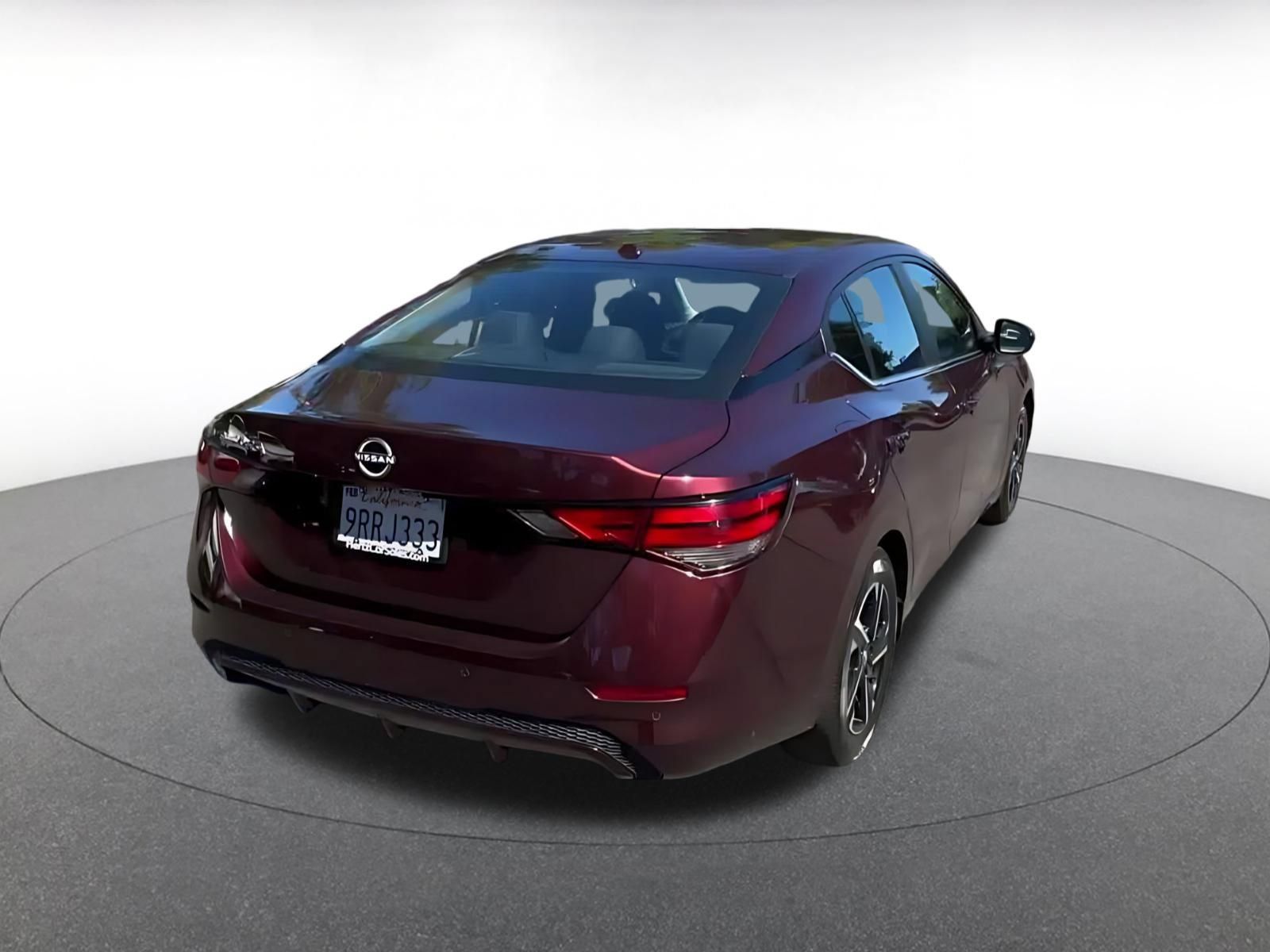 Used 2025 Nissan Sentra SV FWD image 14