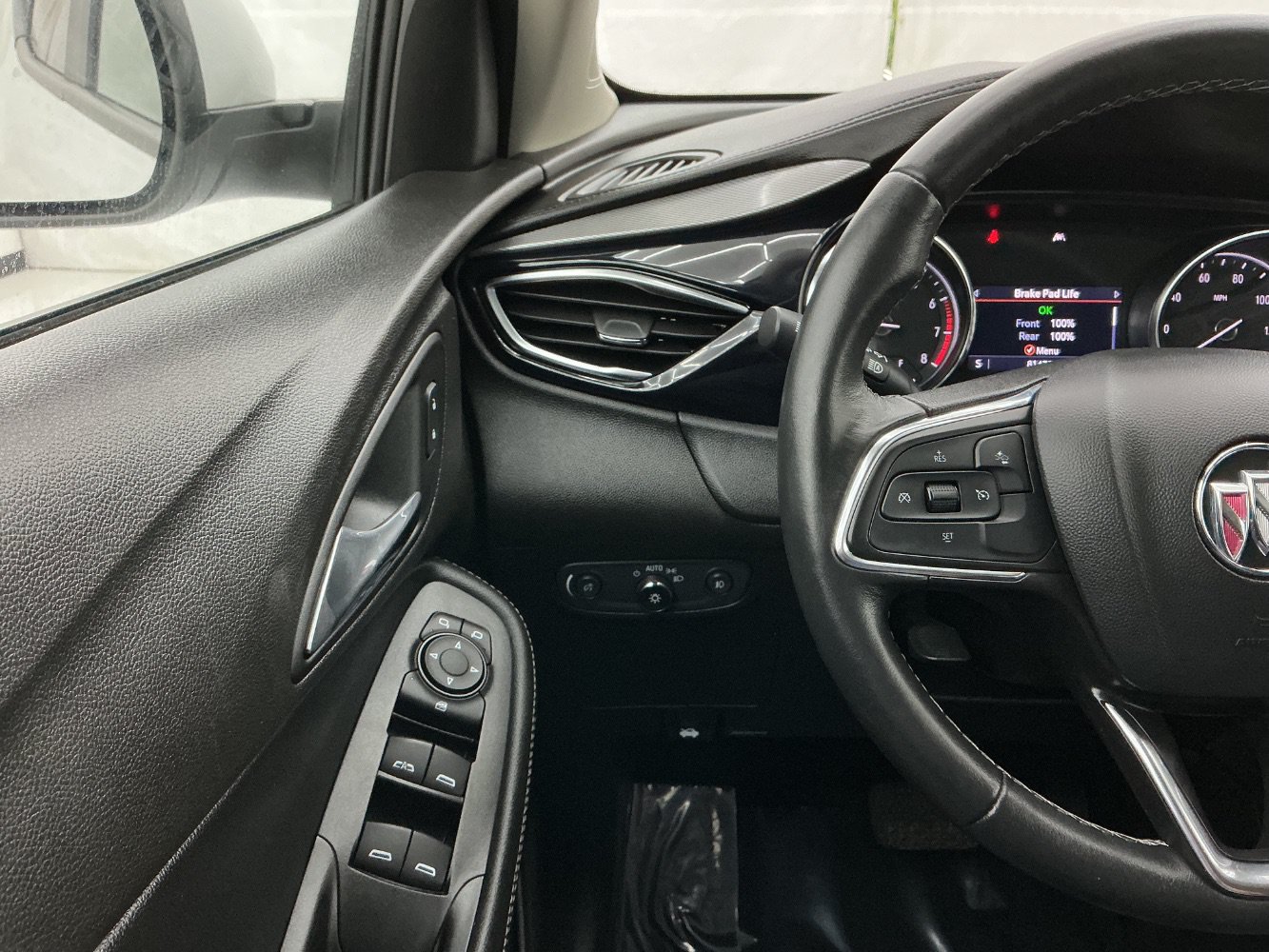 Used 2021 Buick Encore GX Select FWD image 32