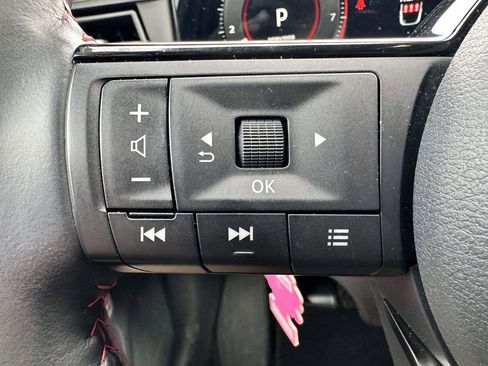 Used 2025 Nissan Kicks SR w/ Interior Electronics Package AWD/4WD image 17