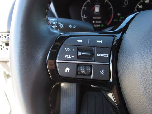 Used 2025 Honda HR-V Sport image 24