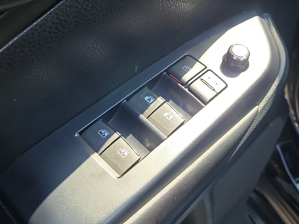 Used 2019 Toyota Highlander SE AWD/4WD image 28