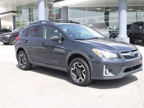 Used 2016 Subaru Crosstrek 2.0i Limited AWD/4WD image 8