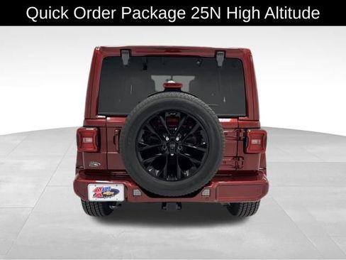 Used 2021 Jeep Wrangler Unlimited Sahara AWD/4WD image 5