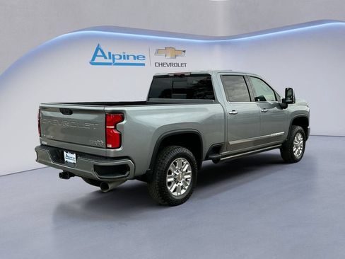 Used 2025 Chevrolet Silverado 3500 High Country w/ High Country Premium Package AWD/4WD image 5