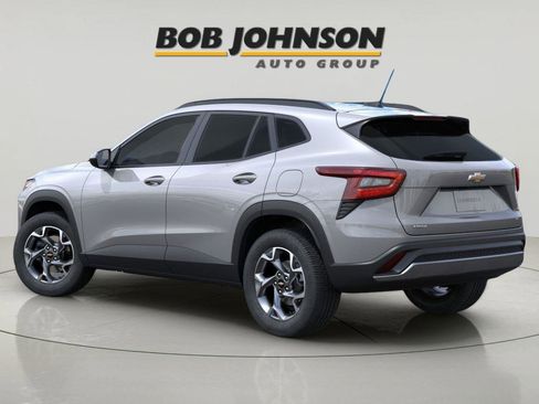 New 2026 Chevrolet Trax LT w/ LT Convenience Package image 3