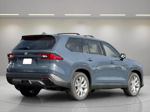 New 2026 Toyota Grand Highlander AWD Hybrid image 3