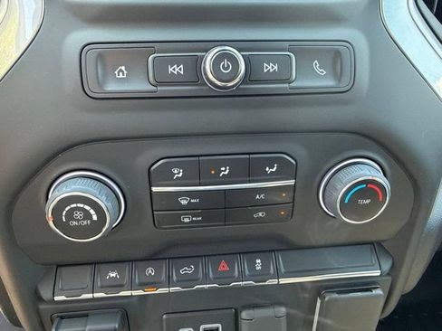 Used 2024 Chevrolet Silverado 1500 Custom AWD/4WD image 27
