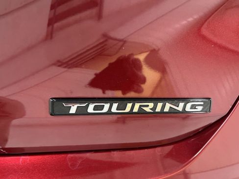 Used 2019 Toyota Avalon Touring w/ Advanced Safety Package FWD image 27