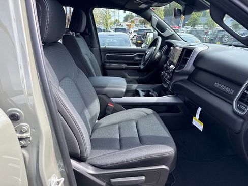 New 2026 RAM 1500 Big Horn w/ Night Edition AWD/4WD image 9