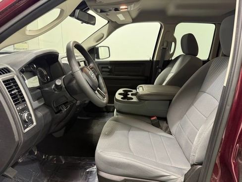 Used 2019 RAM 1500 Tradesman w/ Tradesman SXT Package image 11