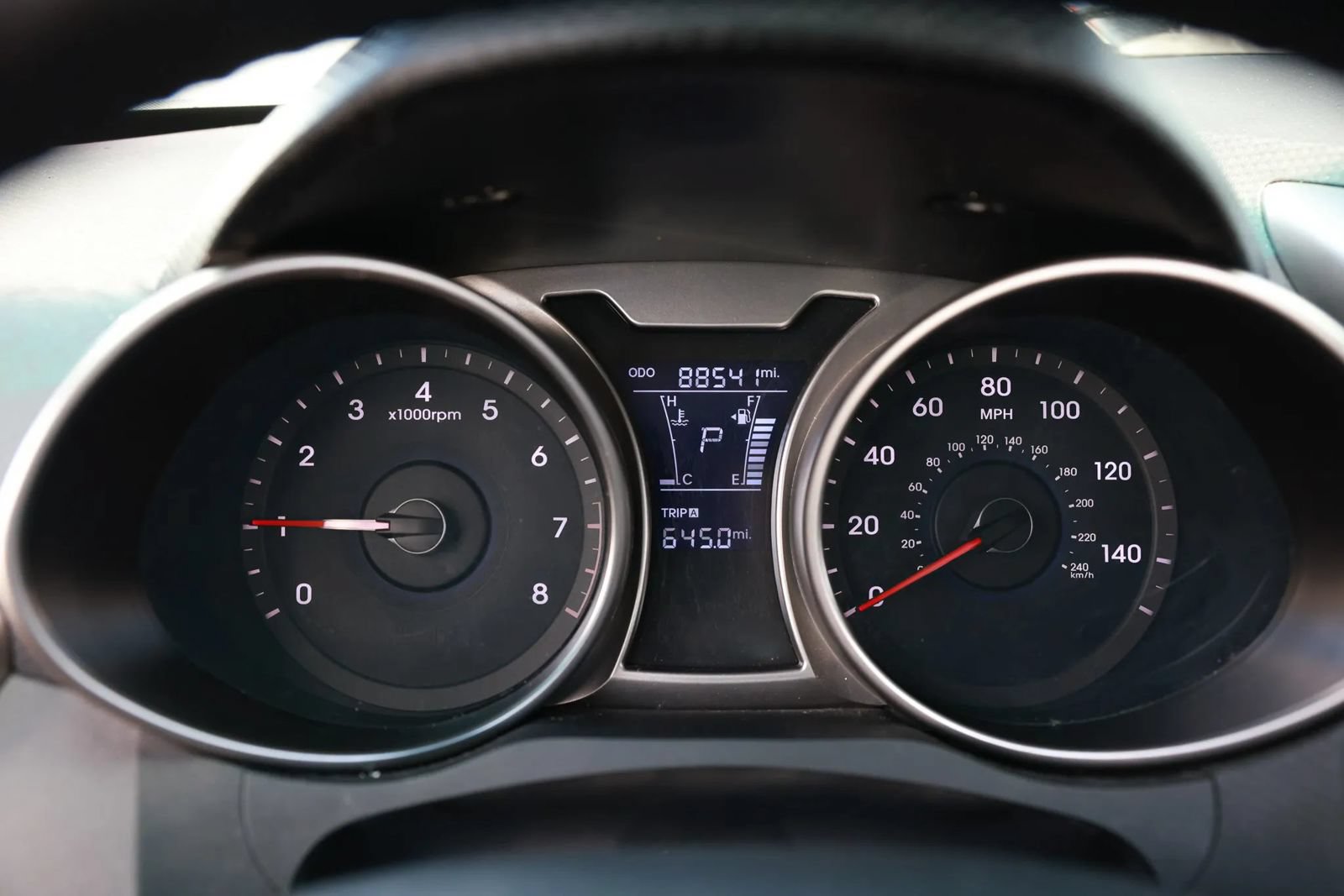 Used 2013 Hyundai Veloster w/ Style Pkg FWD image 27