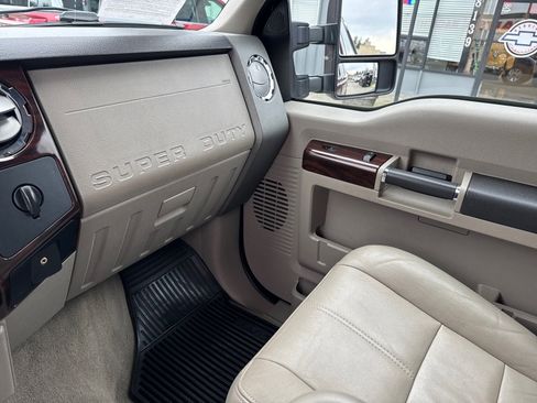 Used 2008 Ford F350 Lariat AWD/4WD image 13