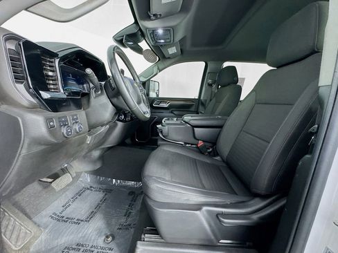 Used 2024 Chevrolet Silverado 2500 LT image 15