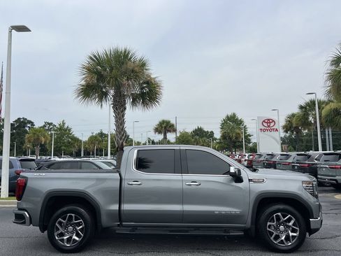 Used 2023 GMC Sierra 1500 SLT w/ SLT Convenience Package AWD/4WD image 11
