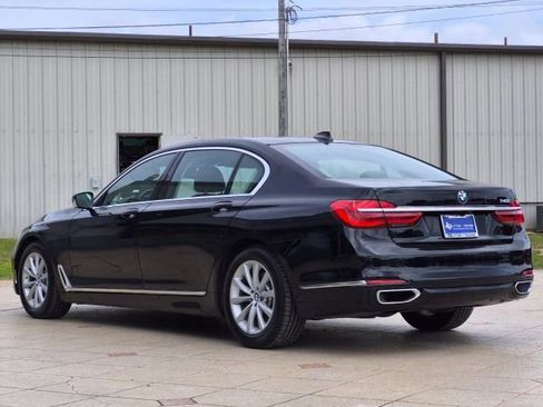Used 2018 BMW 740i RWD image 4