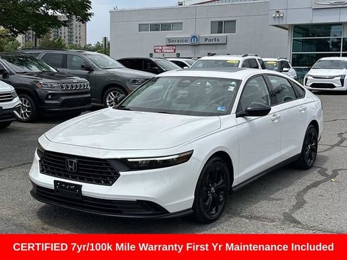 Used 2025 Honda Accord SE image 6