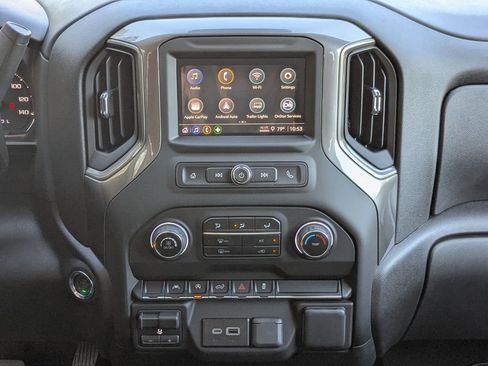 New 2025 Chevrolet Silverado 1500 Custom image 18