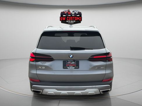 Used 2024 BMW X5 xDrive40i AWD/4WD image 6