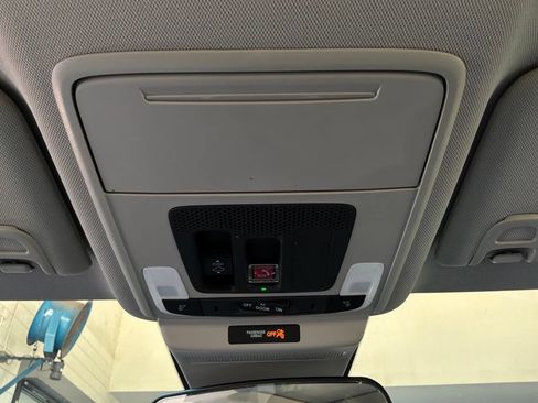 Used 2025 Honda Accord SE image 17