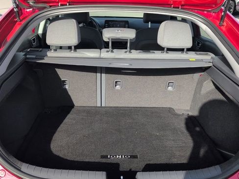 Used 2022 Hyundai Ioniq SE image 5