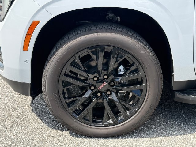 New 2026 GMC Yukon Denali AWD/4WD image 12