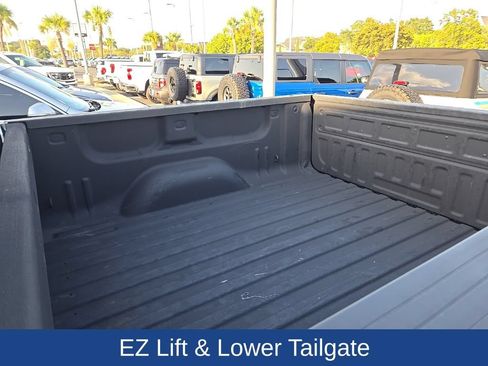 Used 2017 GMC Sierra 1500 SLT w/ All Terrain Package AWD/4WD image 7
