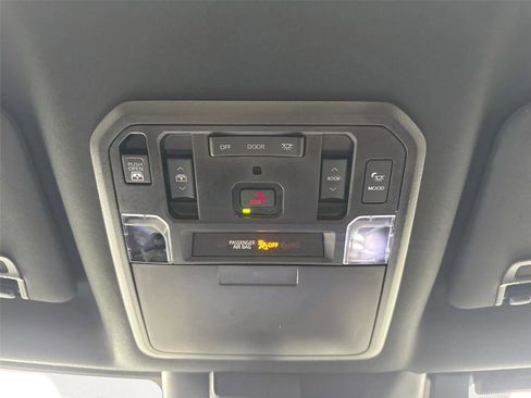 Used 2023 Toyota Tundra Platinum w/ Advanced Package image 24