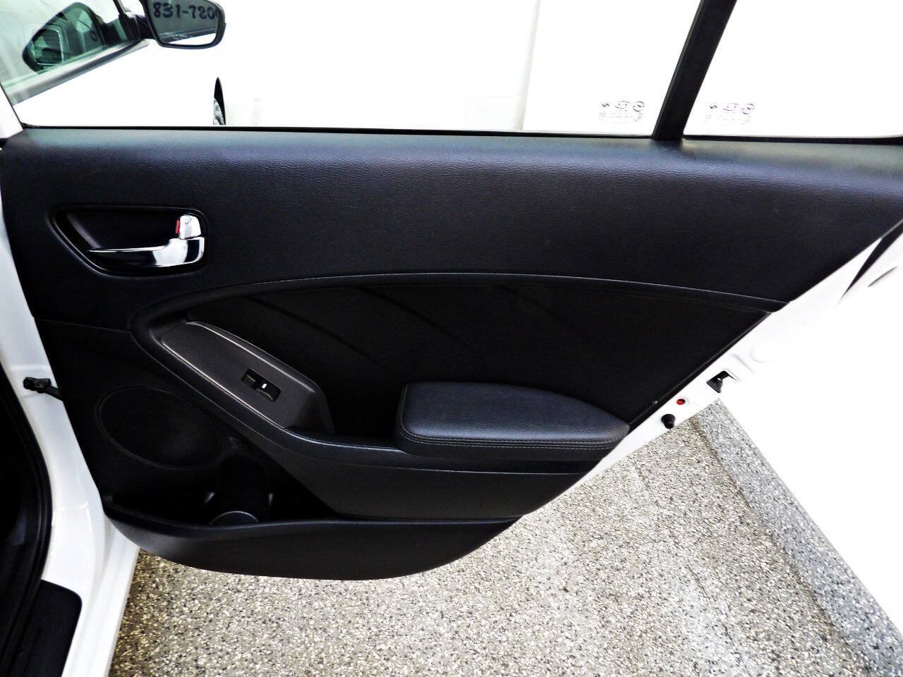 Used 2017 Kia Forte S FWD image 12